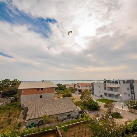 Apartman Eva Vrsi Exterior photo